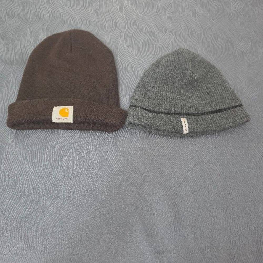 Carhartt‎ Stocking And Skull Beanie Hats Lot Of 3 Adult Size Brown And Gray